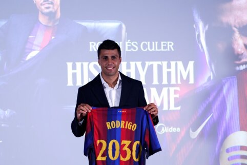 Rodri officially introduced as the new player for Barcelona
