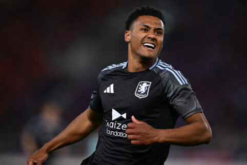 Aston Villa striker receives lucrative offer from Arabs