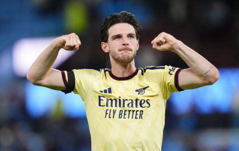 Arsenal left Aston Villa club without points