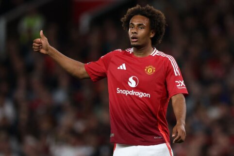 Man United has decided not to sell forward J. Zirkzee