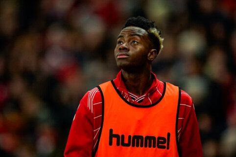 Defender S. Adingra loaned to Ajax club for the season