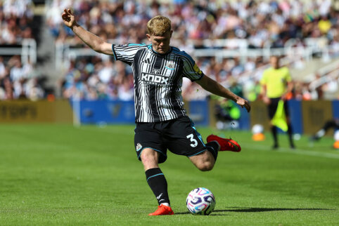 Newcastle is approaching a new contract with L. Hall