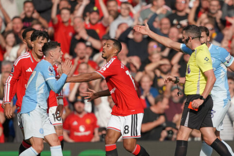 City wins in a derby marked by a major conflict while down to ten men