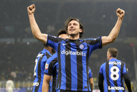 Former Manchester United defender – close to Bologna club