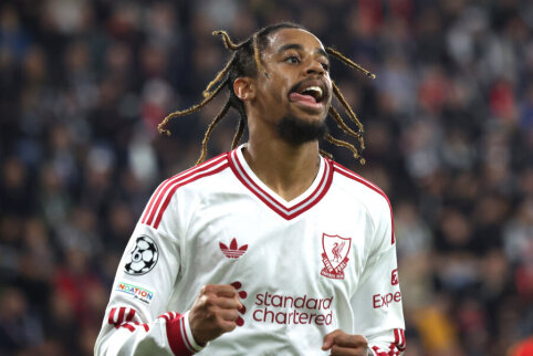 V. van Dijk praised B. Barcola after he scored his first goals