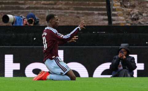 Aston Villa handed Man City their first defeat
