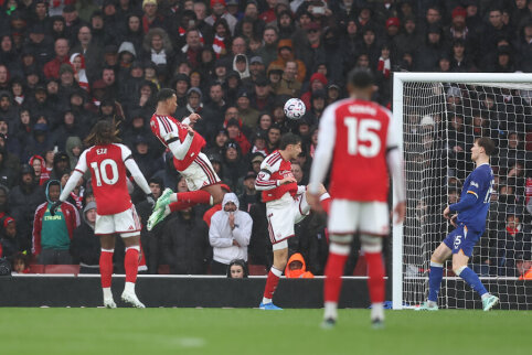 Arsenal overcame Everton