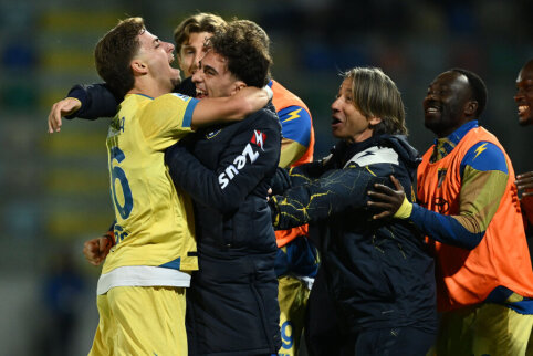 Frosinone Continue Their Remarkable Season: Lecce Humbled at Their Fortress