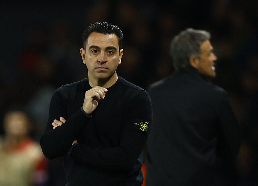 Xavi: 'I would like to work in the Premier League and manage a long-term project'