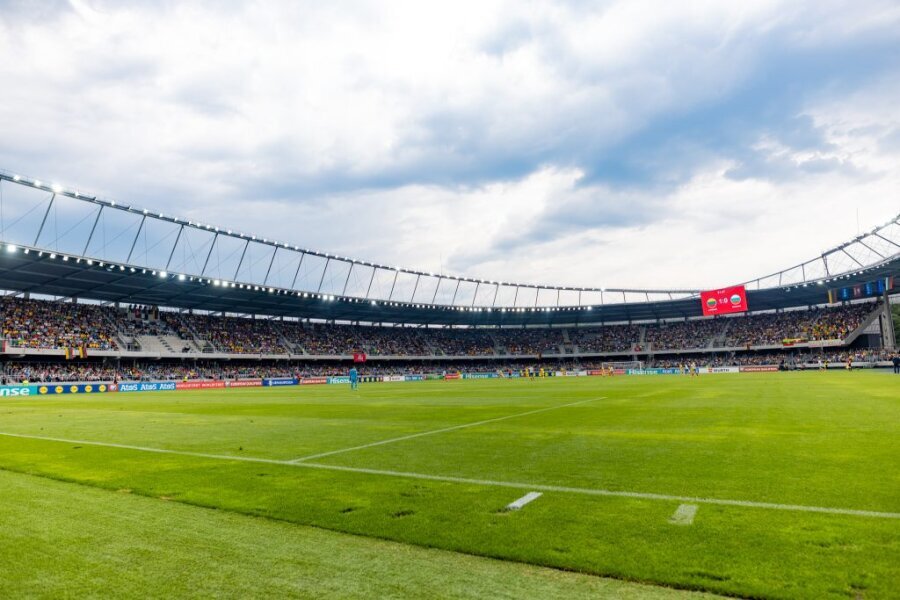 An Urgent Problem Near Darius and Girėnas Stadium