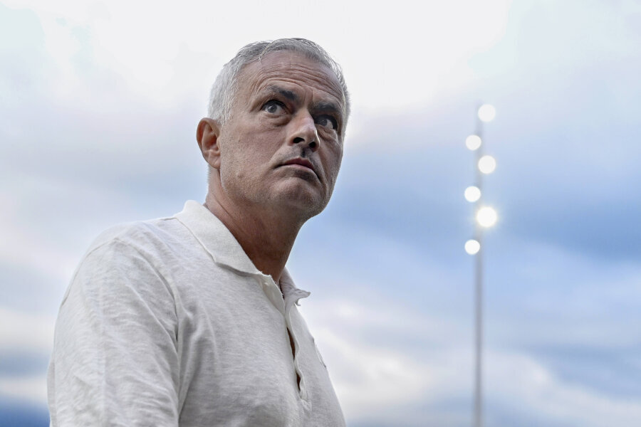 Portuguese federation denies reports about J. Mourinho