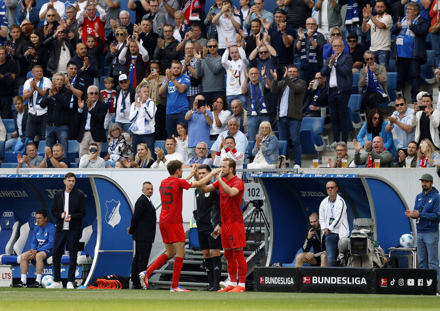 In T. Muller's last Bundesliga match, Bayern crushed Hoffenheim