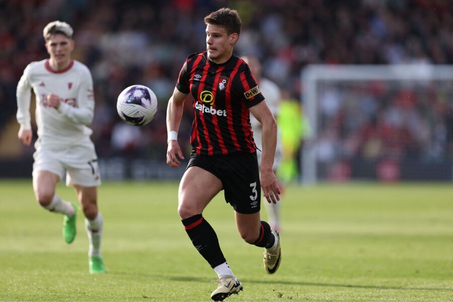 Liverpool has started negotiations for the acquisition of M. Kerkez.