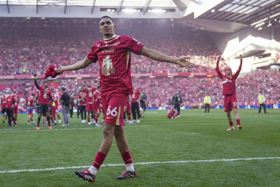 T. Alexander-Arnold's decision: are the "Liverpool" fans right or should we even judge them at all?