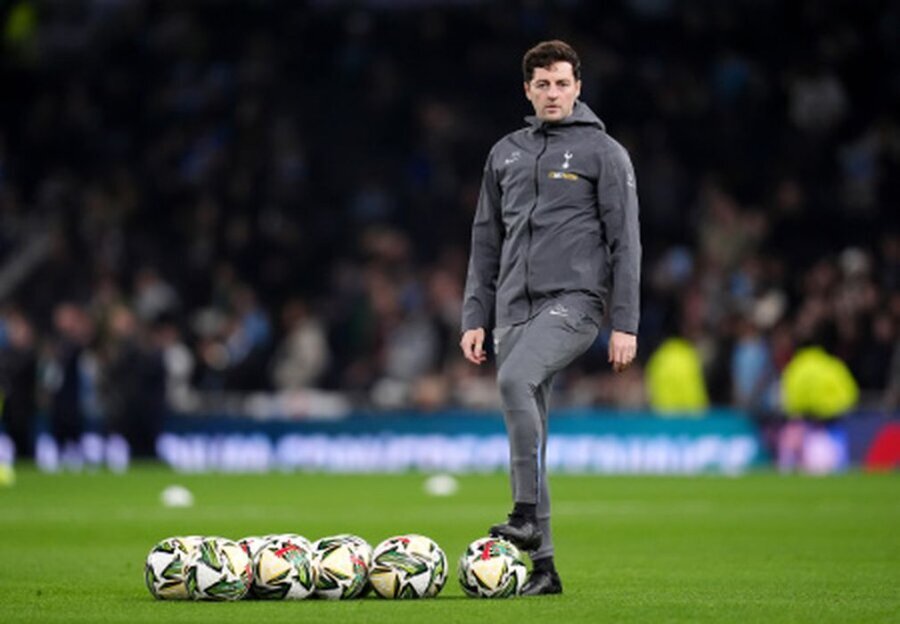 R. Mason has become the WBA coach.