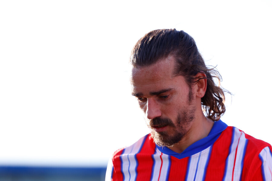 D. Simeone: "A. Griezmann realized after a few months that he should have stayed at Atletico."