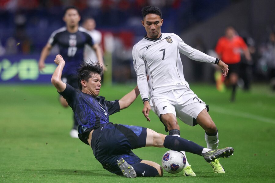 Tottenham club ties its future to a promising Japanese defender.