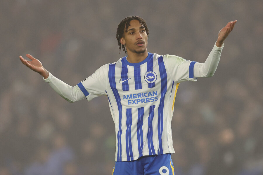 Substitution C. Nkunku: Chelsea will acquire J. Pedro