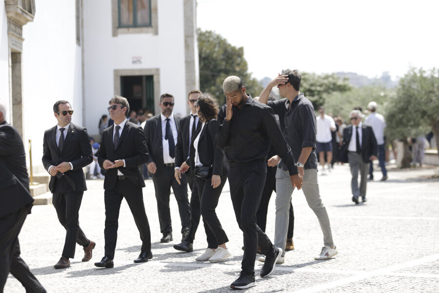After D. Jota and his brother's funeral, police intervention was also required.
