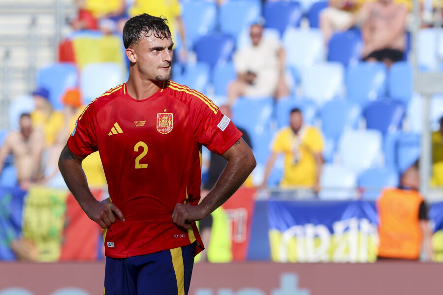 A player from the Spain U21 national team will compete in the Atletico club.