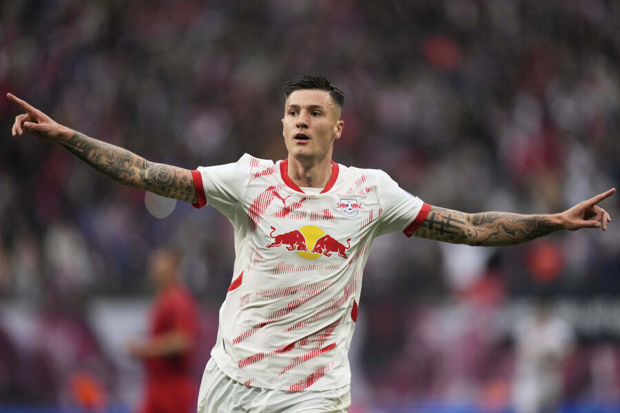 Man Utd made an offer for B. Šeškas