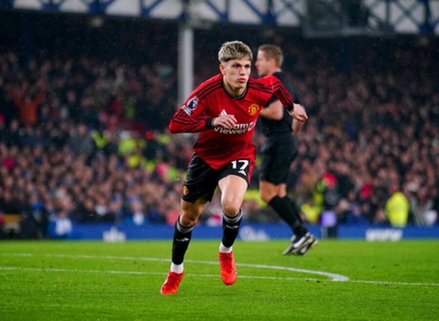 Chelsea increases efforts in the race for A. Garnacho