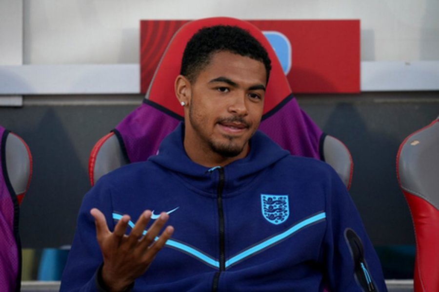 L. Colwill suffered a cruciate ligament injury.