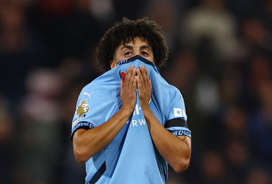 P. Guardiola: 'I believe R. Lewandowski will stay with the Manchester City team'