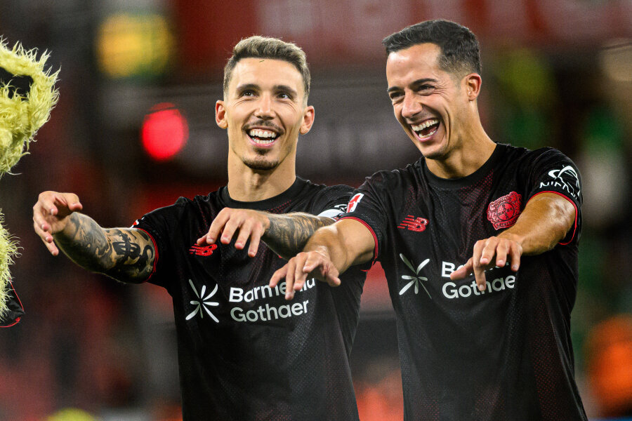Germany – two penalty kicks by A. Grimaldo and Bayer's victory