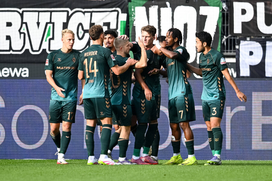 Werder crushed Borussia Mönchengladbach as guests
