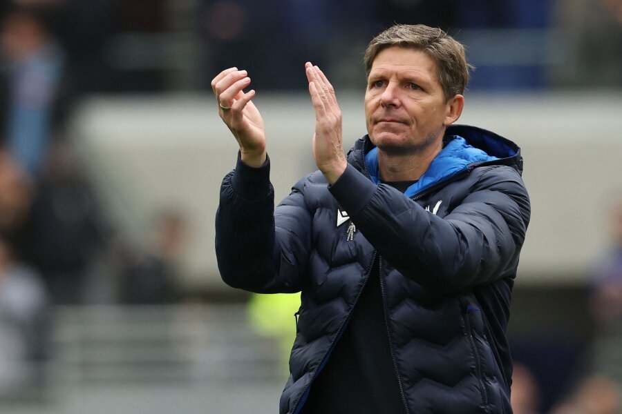 O. Glasner has been recognized as the best Premier League manager for September.