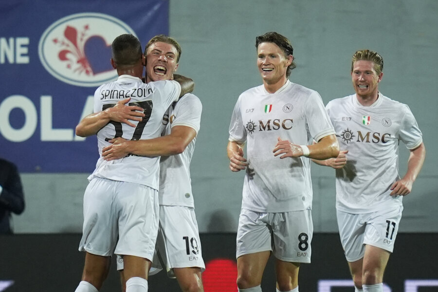 The Napoli club remains at the top of the Italian championship.