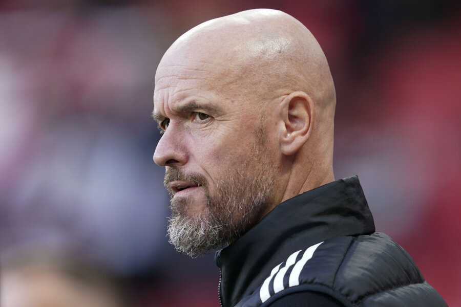 E. ten Hag may return to the Premier League