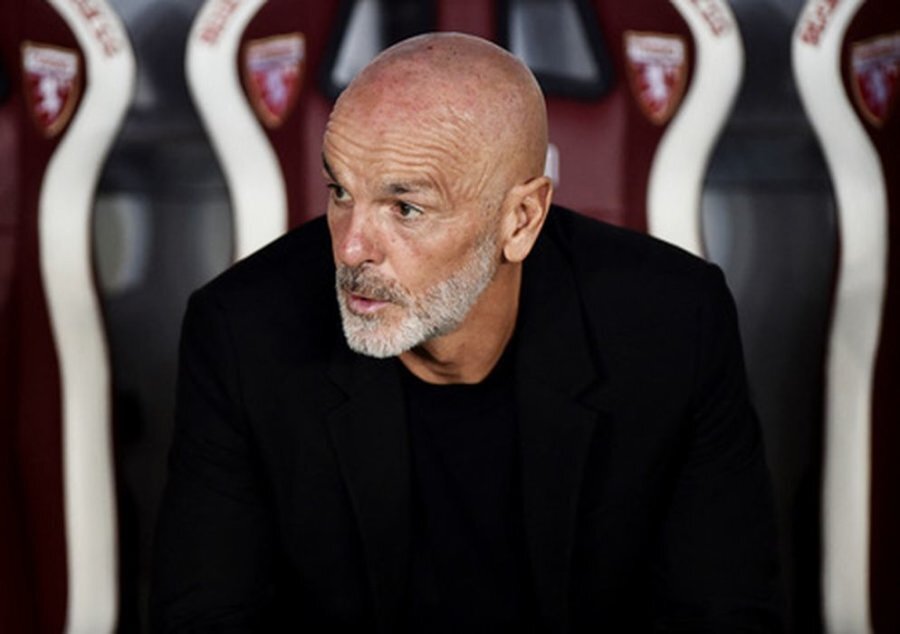 Official: Fiorentina has sacked S. Pioli
