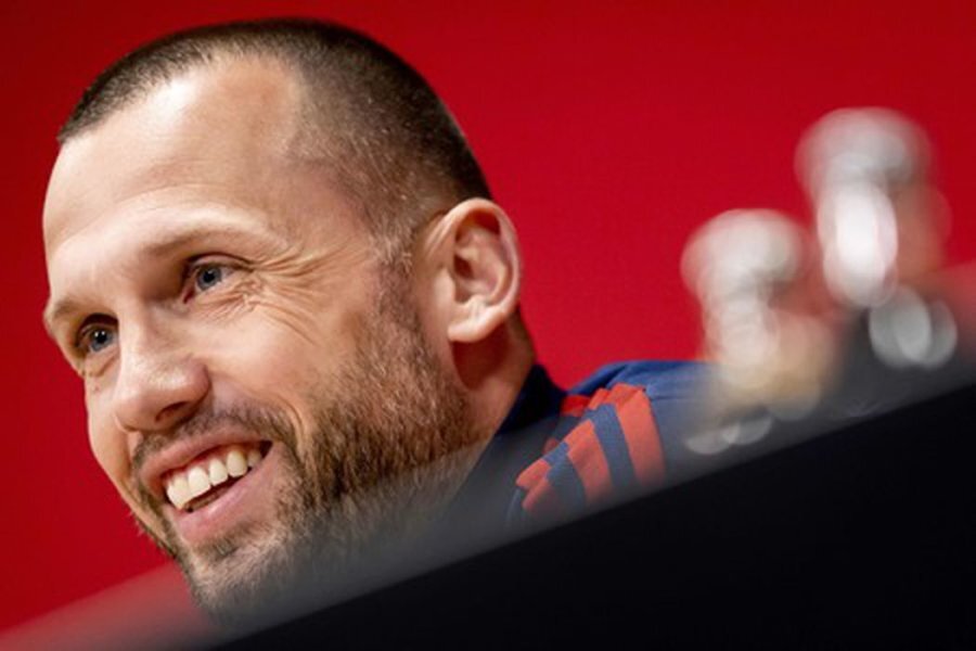 Ajax has dismissed head coach J. Heitinga, as it becomes clear who will replace him.