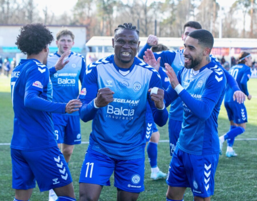 Hegelmann celebrates silver medals