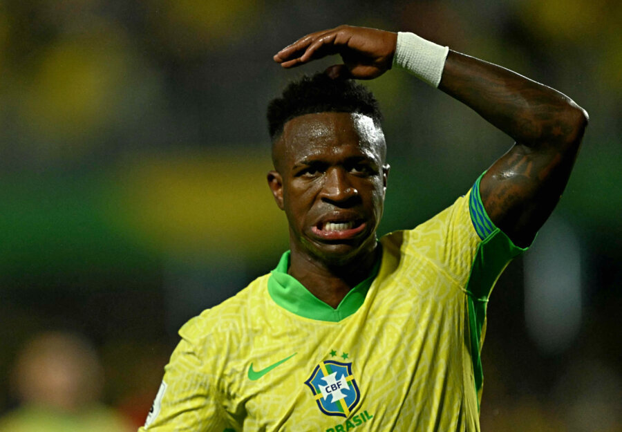 C. Ancelotti predicted a revised position for Vinicius in the Brazil national team.