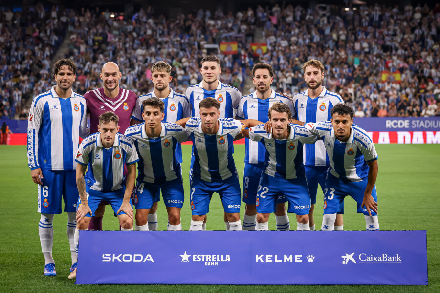 Espanyol, having a great season, defeated the Sevilla club.