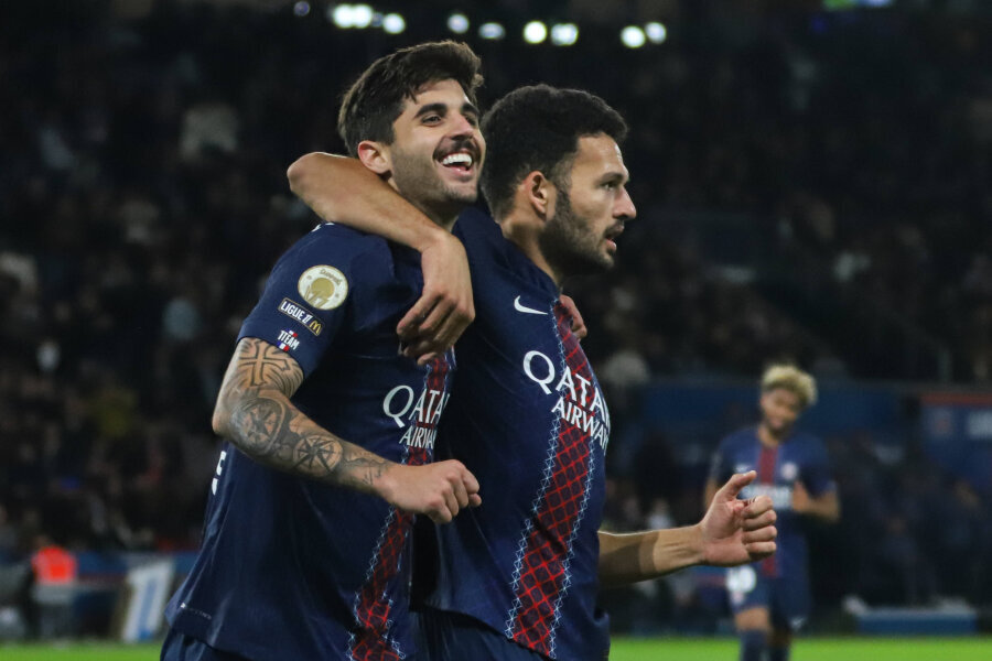 PSG had no trouble at home against Stade Rennais