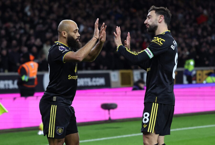 Man Utd confidently dealt with Wolves