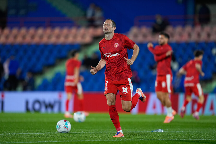 V. Tsygankov's late double secured Girona's victory against Real Sociedad.