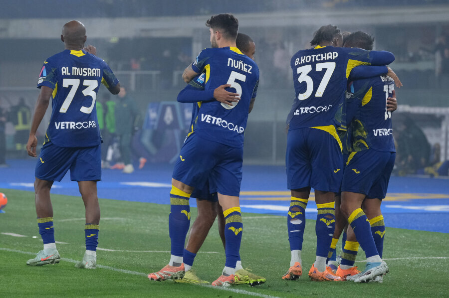 Fiorentina, defeated by the 'Verona' team, remains winless in Italy.