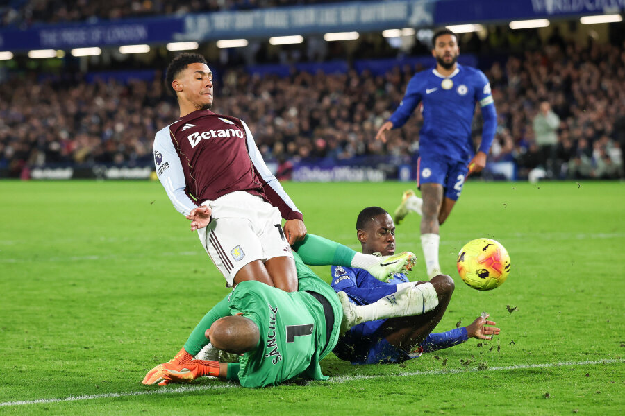 Chelsea did not stop the rampaging Aston Villa team