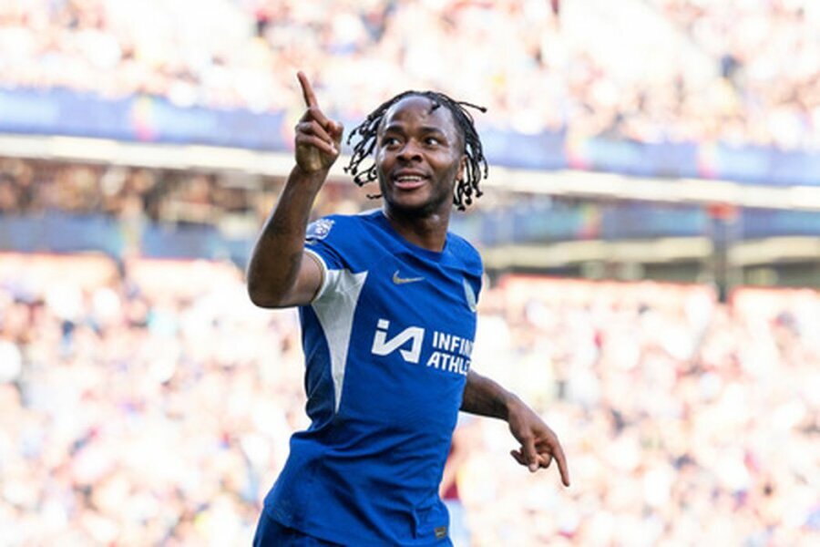 West Ham is interested in R. Sterling