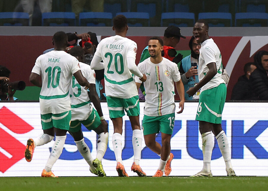 Senegal, left with a majority, confidently reached the quarterfinals of the Africa Cup.