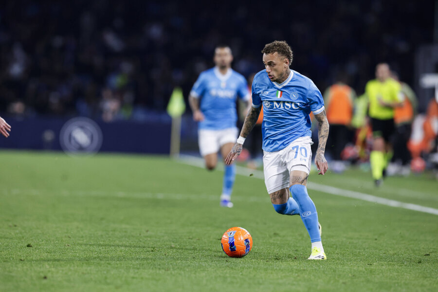 N. Lang is close to moving to the 'Galatasaray' team.