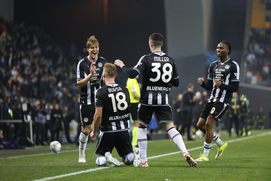 Udinese left no options for the struggling Fiorentina club to stay in the league.