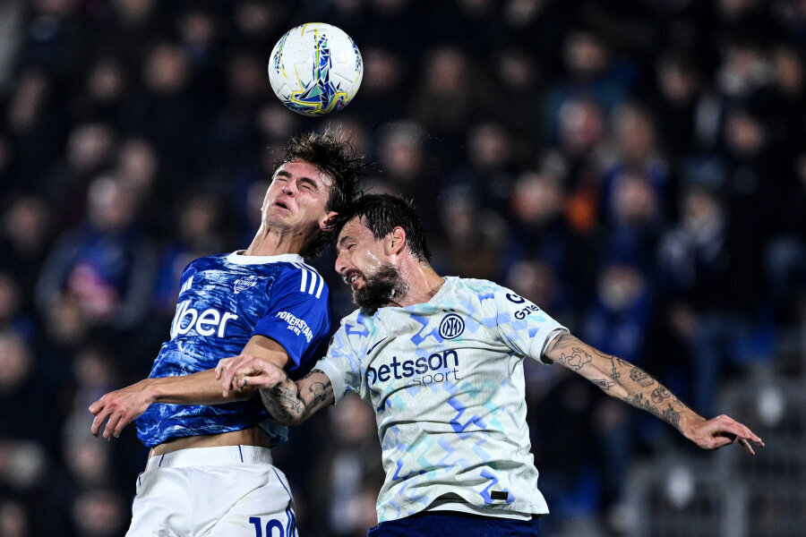 Italian Cup semi-final started with 'Inter' drawing away