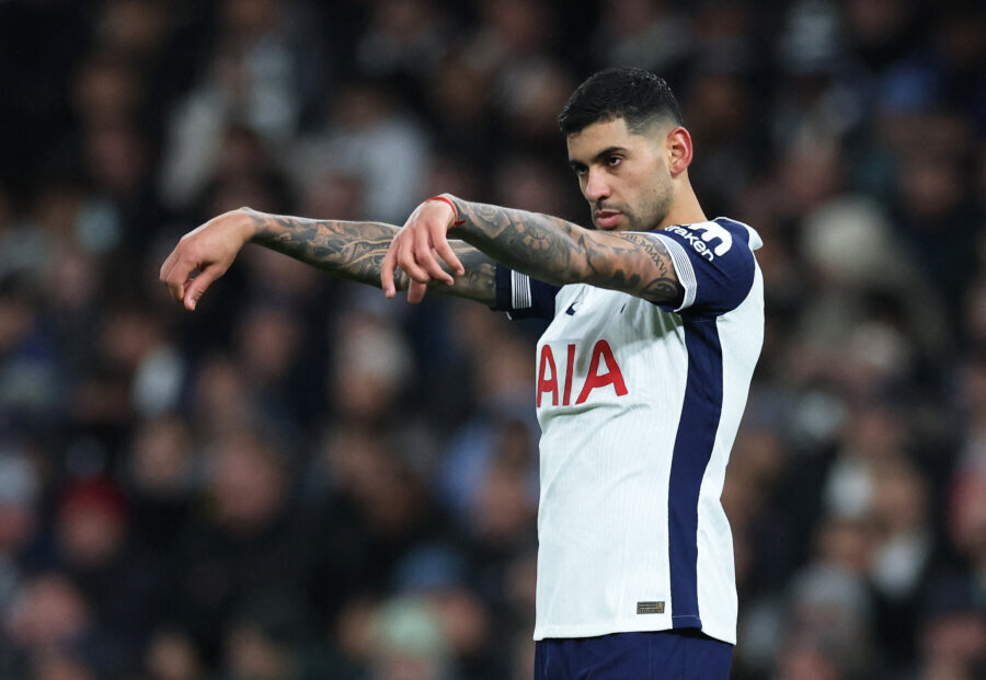 C. Romero briefly mentioned his future at the 'Tottenham' club.