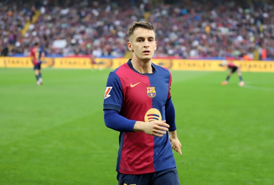 M. Casado threatened to leave the 'Barcelona' club